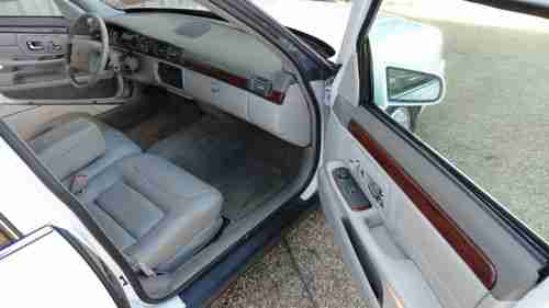 S&S Hearse MASTERPIECE EDITION Low Miles COMMERCIAL GLASS Southern Car NO RUST, image 11