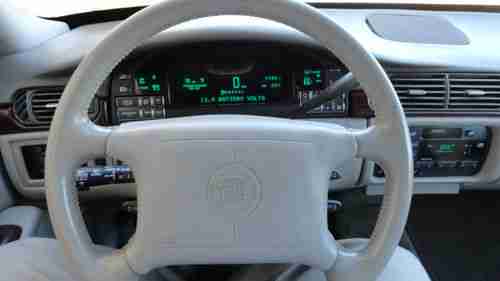 S&S Hearse MASTERPIECE EDITION Low Miles COMMERCIAL GLASS Southern Car NO RUST, image 12