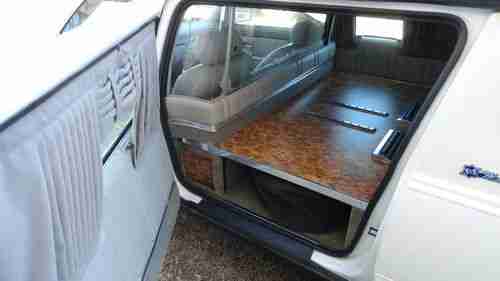 S&S Hearse MASTERPIECE EDITION Low Miles COMMERCIAL GLASS Southern Car NO RUST, image 15