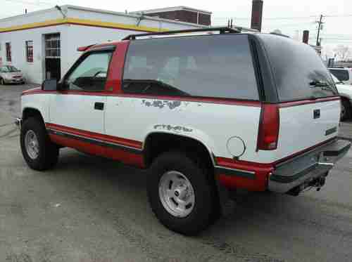1994 Chevrolet Blazer Silverado Sport Sport Utility 2-Door 5.7L, image 2