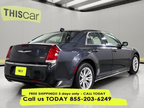 2018 chrysler 300 series touring