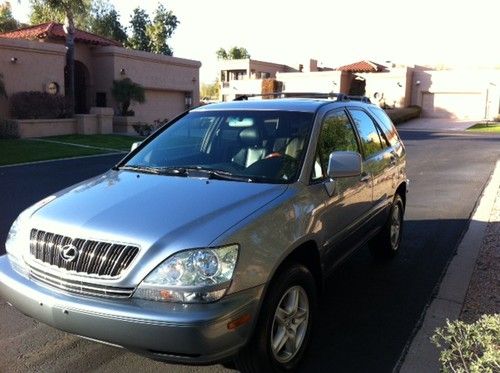 2002 lexus rx300 base sport utility 4-door 3.0l very low mileage