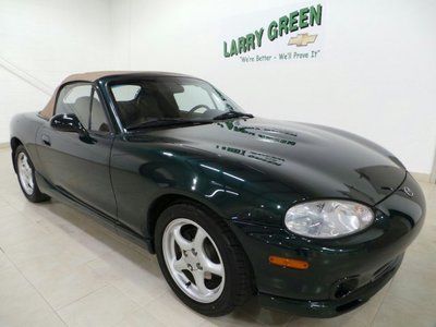 2000 mazda miata mx-5, 25k miles, conv, 5-speed, very clean **we finance**