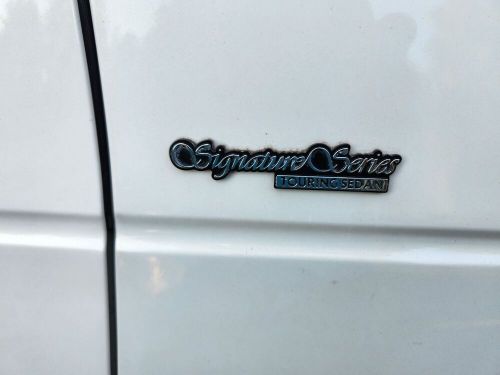 1998 lincoln town car signature
