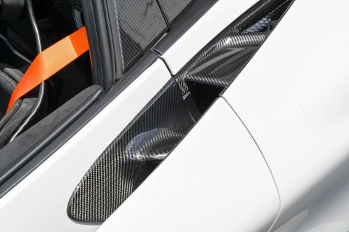 2022 McLaren 765LT Spider, US $579,980.00, image 4