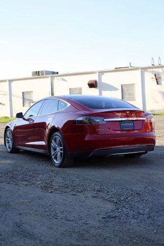 2014 tesla model s