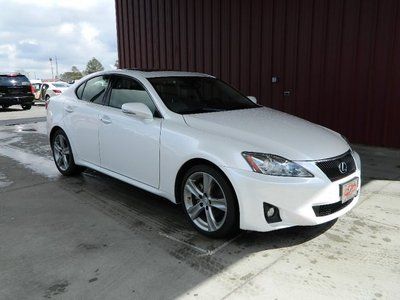 Rwd 2.5l power leather seats sunroof 30 hwy mpg 6-speed trans remote start