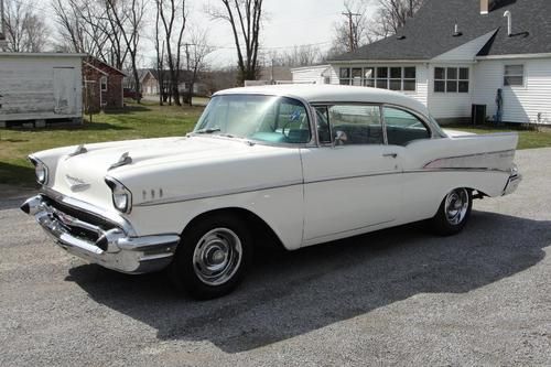 1957 chevy belair 2 door hardtop v8 auto