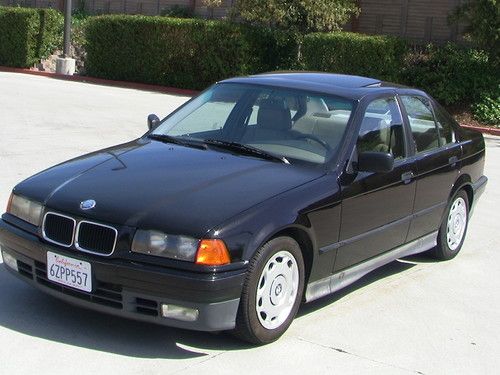 1993 bmw 318i base sedan 4-door 1.8l