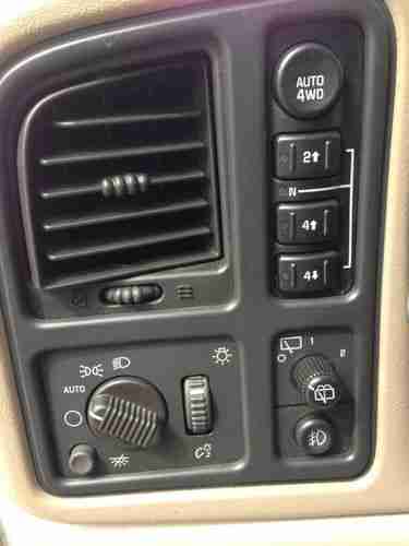 2005 Chevrolet Suburban 1500 Z71 Sport Utility 4-Door 5.3L, US $12,200.00, image 8