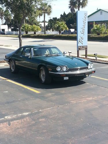 Beautiful 1989 jaguar xjs with repairable electrical / minor cosmetic damage