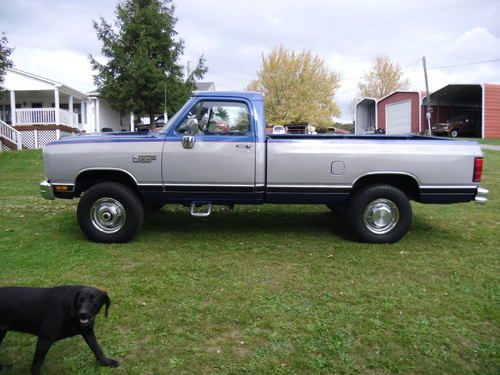Cummins diesel 4x4 w-250 manual trans dodge 4wd rollback trade