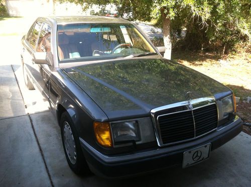 1993 mercedes-benz 300e 2.8 sedan 4-door 2.8l