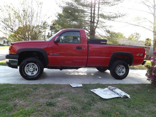 Rare 2007 silverado classic 2500hd 5spd manual 4wd reg cab lb wt low miles