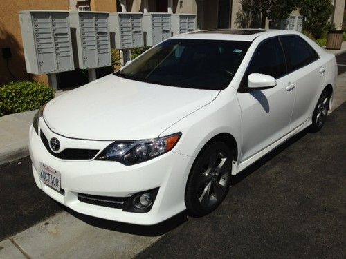 2012 toyota camry se v6 sedan 4-door 3.5l