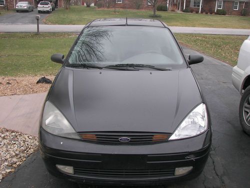 2003 ford focus zts sedan 4-door 2.3l-check out nada in description- gas saver