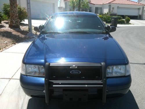 2006 ford crown victoria police interceptor sedan 4-door 4.6l