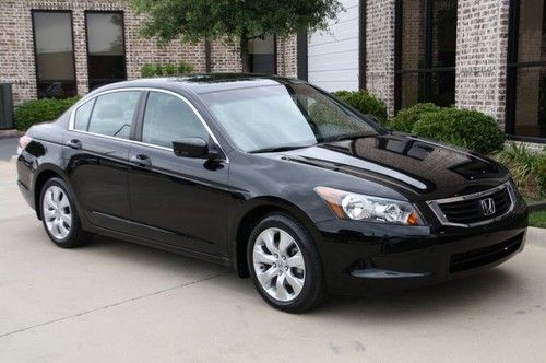 Crystal black pearl,black leather,sunroof,auto,carfax guaranteed,non-smoker!!!!