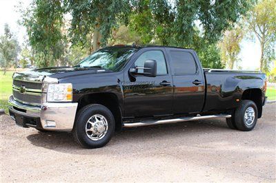 Low low miles duramax diesel dual rear wheels navigation leather and much more
