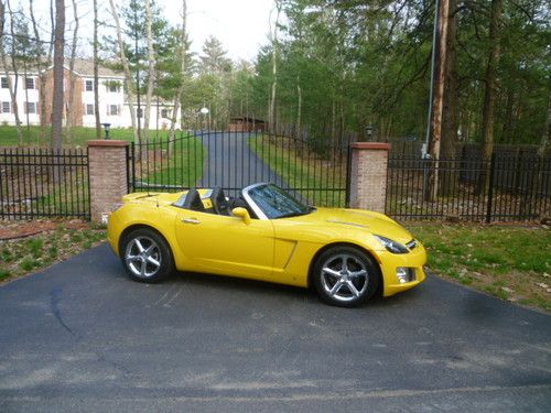 2008 saturn sky red line convertible 2-door 2.0l