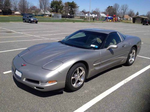 2001 corvette coupe - 6 speed -  25k miles - pewter mettalic / light oak
