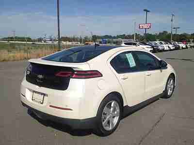 Volt Leather Loaded Nav Pearl Automatic Power Low Miles, image 7