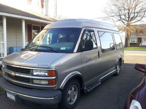 2000 chevy high top conversion van that is loaded
