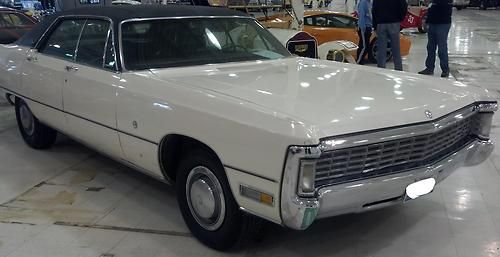 1970 chrysler imperial lebaron 440 4dr sedan vinyl top