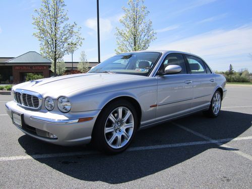 2005 jaguar xj8 l sedan 4-door 4.2l mint condition!!!!!!!