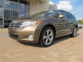 2012 venza 4dr wgn v6 awd xle, navigation, sunroof, leather.