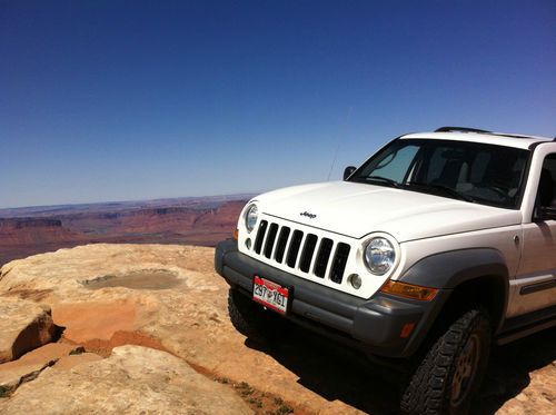 2005 jeep liberty diesel sport sport utility 4-door 2.8l turbo