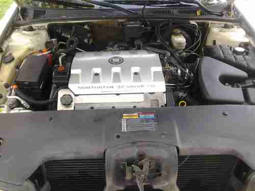 2001 Cadillac Seville SLS Sedan 4-Door 4.6L, image 9