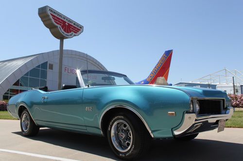 1969 oldsmobile 442  convertible /  4 bbl posi