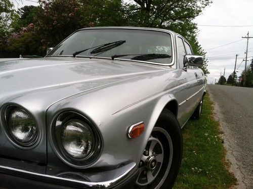 Jaguar xj 6 4 door - gorgeous car