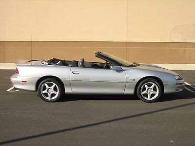 1998 chevrolet camaro z28/ss convertible two own only 62k non smoker no reserve!