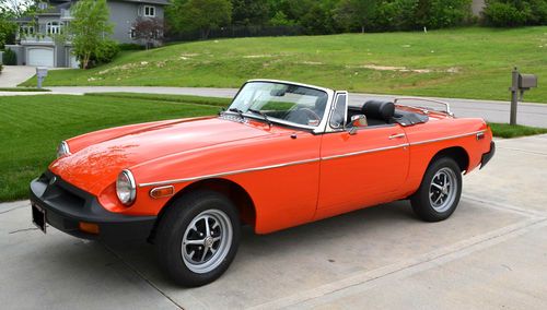 Restored 1979 MGB Convertible, image 9