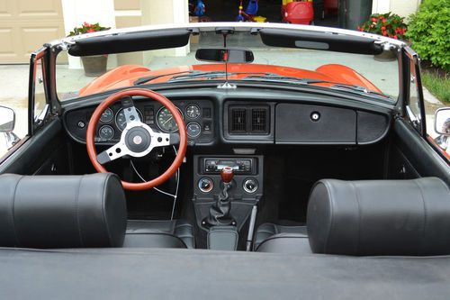 Restored 1979 MGB Convertible, image 14