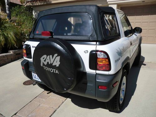 RAV 4  '98  2 Dr Convertible, image 3
