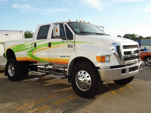 Ford f650 low miles!!! very clean!!!