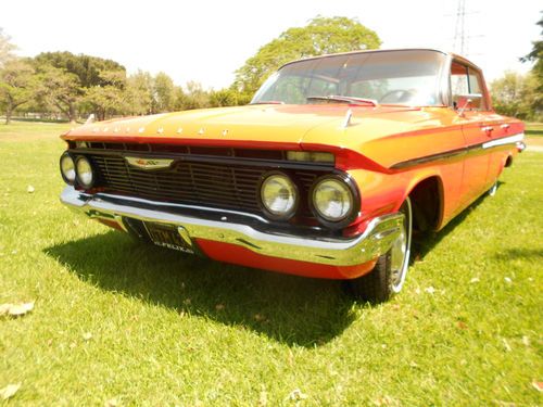 1961 chevrolet impala base hardtop 4-door 5.7l