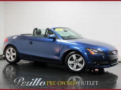 2008 audi tt 2.0t//audi concert audio//heated seats//pedal shifters