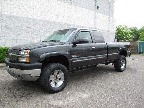 03 chevrolet 4x4 diesel 8 foot bed