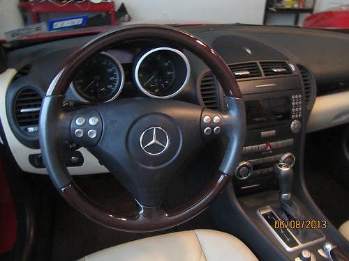 Beautiful, well taken care of Mercedes SLK, image 14