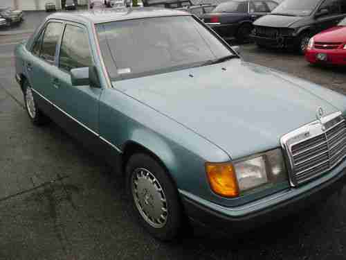 1993 Mercedes Benz 300, image 7