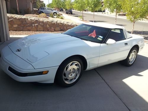 1995 chevrolet corvette base convertible 2-door 5.7l