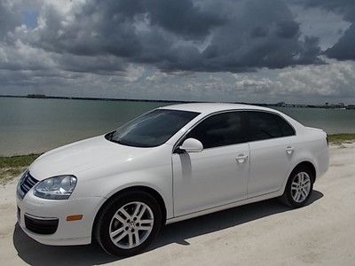 10 volkswagen jetta tdi - clean one owner florida car -