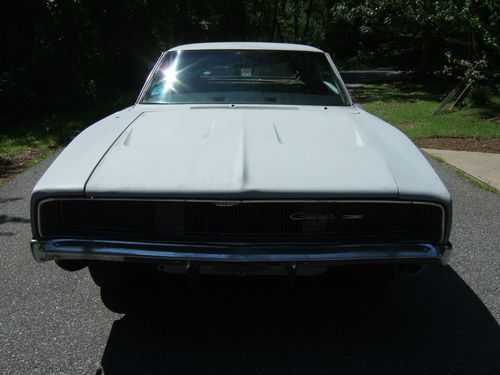 1968 dodge charger hardtop 2-door 6.3l