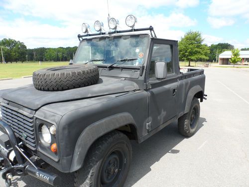 RHD Land Rover Defender 90, image 5