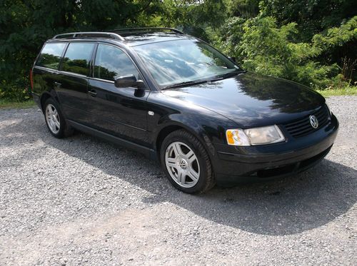 2001 volkswagen passat gls 4 motion wagon 4-door 2.8l