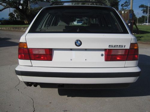 93 BMW Wagon, Auto, Leather, Best Color, Runs and Drives Great! NO RESERVE!!!!, image 4